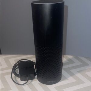 Amazon Echo Speaker with Adapter in Black